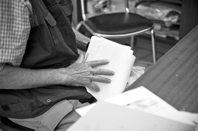 Des années de travail entre les mains : sa carrière est sa bataille (crédit Photo : Jacques MATON).